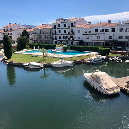 Port Sotavent 2C - Apartamento En La Marina De Empuriabrava - Piscina Comunitaria, - Parking - Vistas Al Canal - Cerca Centro Y Playa Extérieur photo