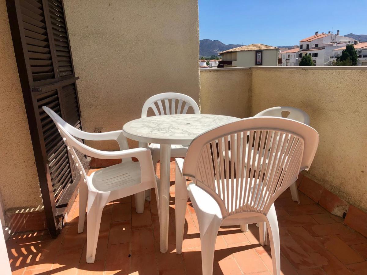 Port Sotavent 2C - Apartamento En La Marina De Empuriabrava - Piscina Comunitaria, - Parking - Vistas Al Canal - Cerca Centro Y Playa Extérieur photo